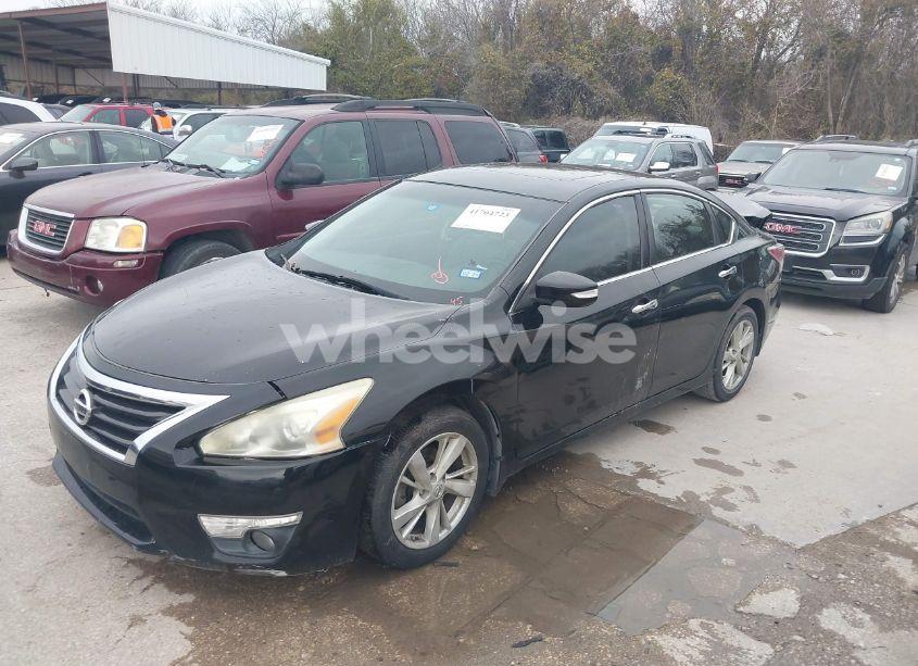 Photo 2 of 2015 Nissan Altima 2.5 SL (VIN 1N4AL3APXFN402845)