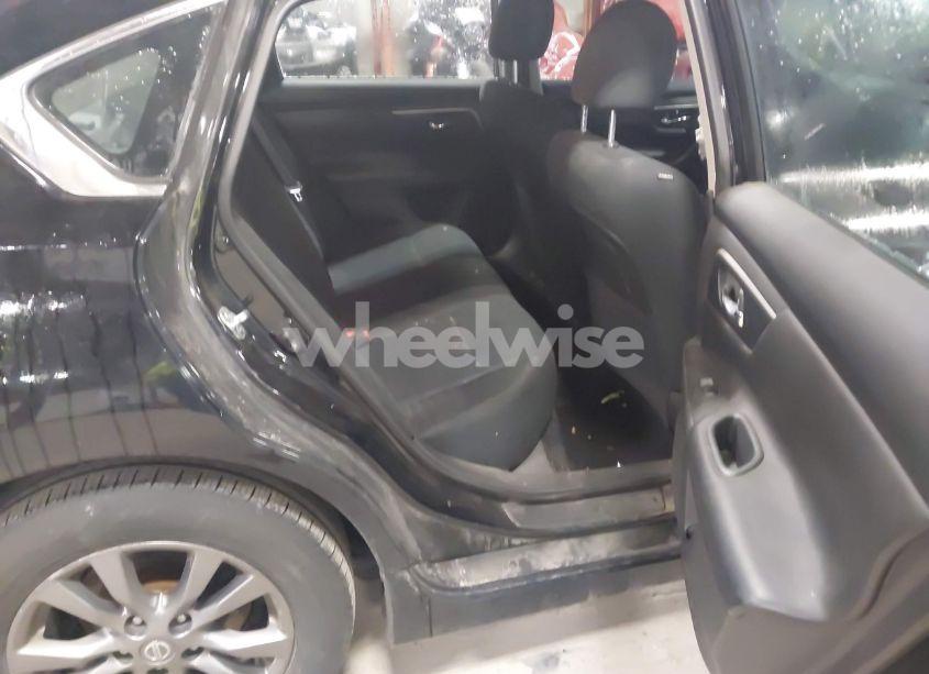 Photo 8 of 2015 Nissan Altima 2.5 S (VIN 1N4AL3APXFN405289)