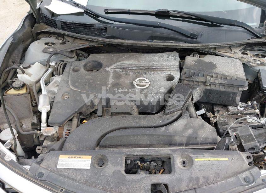 Photo 10 of 2015 Nissan Altima 2.5/2.5 S/2.5 SL/2.5 SV (VIN 1N4AL3APXFN874317)