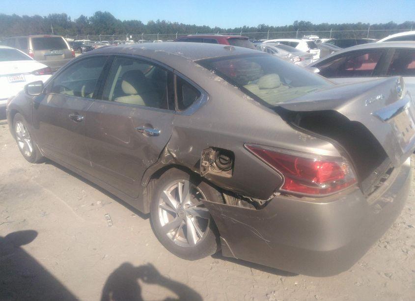 Photo 3 of 2015 Nissan Altima 2.5 SL (VIN 1N4AL3APXFN889190)