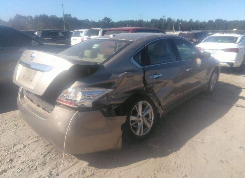 Photo 4 of 2015 Nissan Altima 2.5 SL (VIN 1N4AL3APXFN889190)