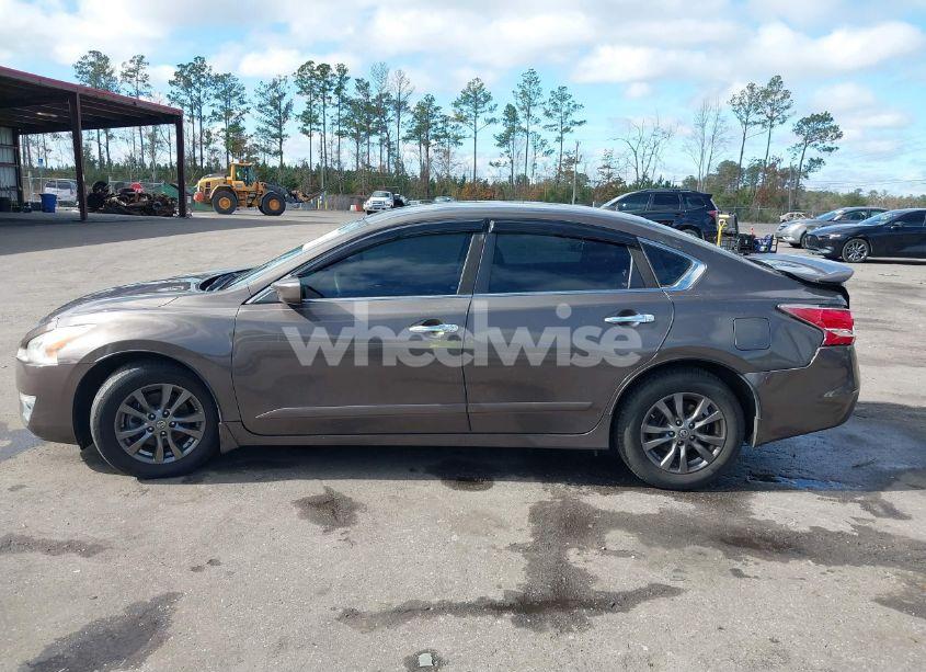 Photo 14 of 2015 Nissan Altima 2.5 S (VIN 1N4AL3APXFN920759)