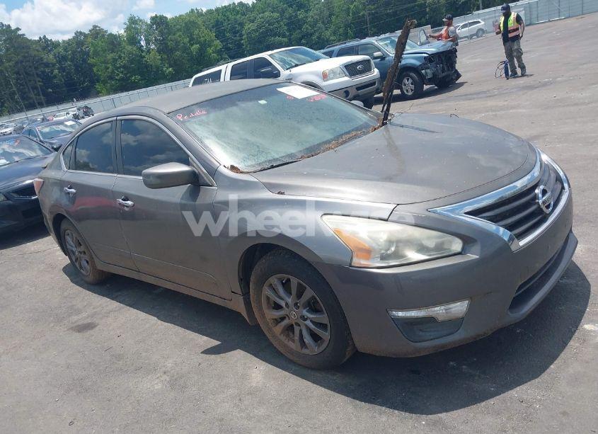 2015 Nissan Altima 2.5 S (VIN 1N4AL3APXFN921913) main photo