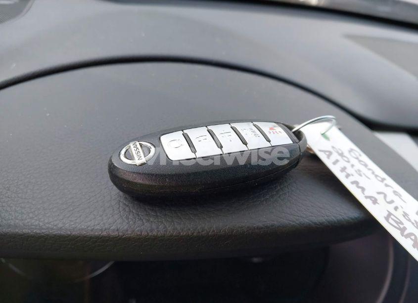 Photo 11 of 2015 Nissan Altima 2.5 SL (VIN 1N4AL3APXFN922317)