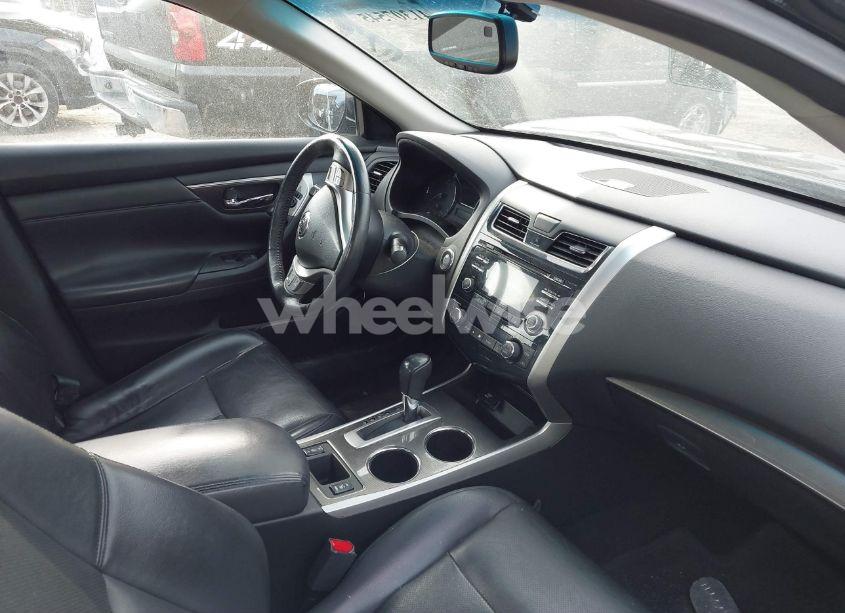 Photo 5 of 2015 Nissan Altima 2.5 SL (VIN 1N4AL3APXFN922317)