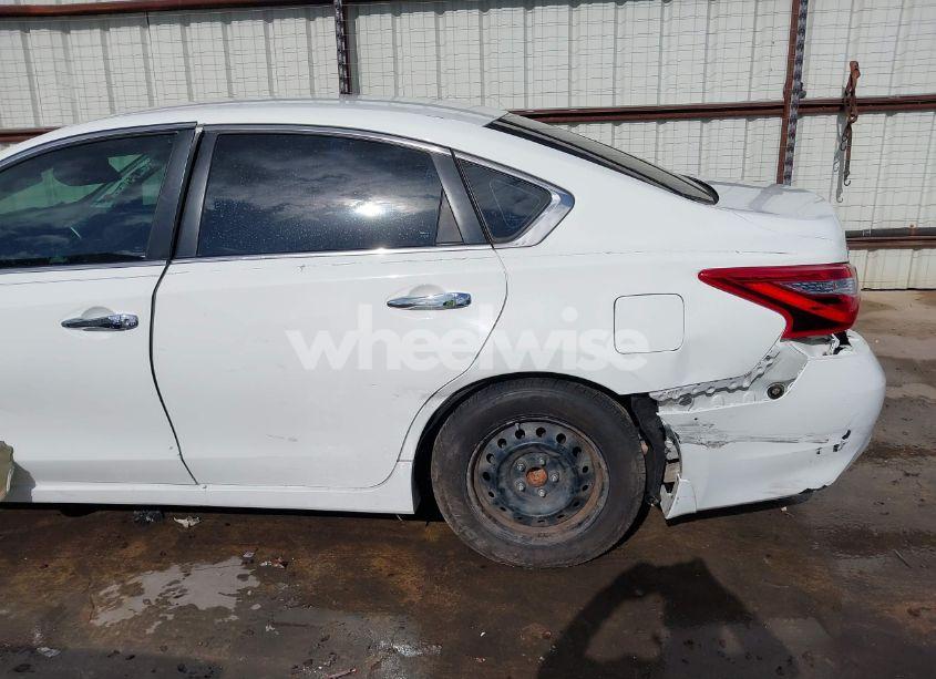 Photo 18 of 2016 Nissan Altima 2.5 S (VIN 1N4AL3APXGC116670)