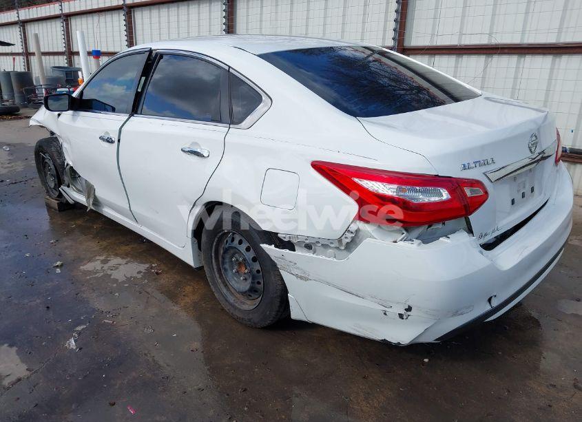 Photo 3 of 2016 Nissan Altima 2.5 S (VIN 1N4AL3APXGC116670)