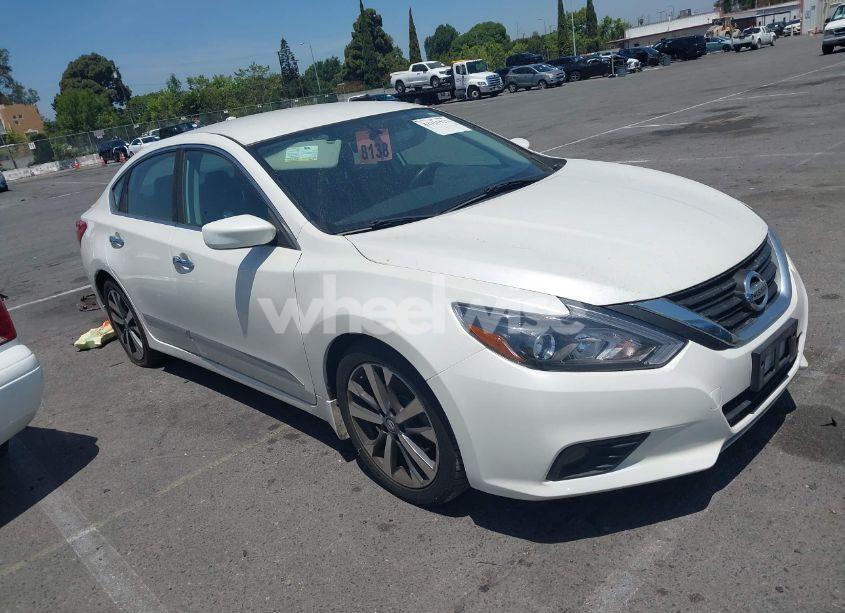2016 Nissan Altima 2.5 SR (VIN 1N4AL3APXGC116698) main photo