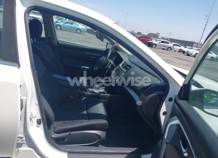 Photo 5 of 2016 Nissan Altima 2.5 SR (VIN 1N4AL3APXGC116698)