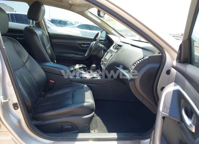 Photo 5 of 2016 Nissan Altima 2.5 SL (VIN 1N4AL3APXGC117432)