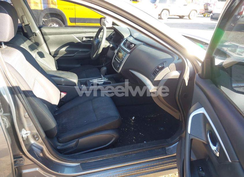 Photo 5 of 2016 Nissan Altima 2.5 S (VIN 1N4AL3APXGC137325)