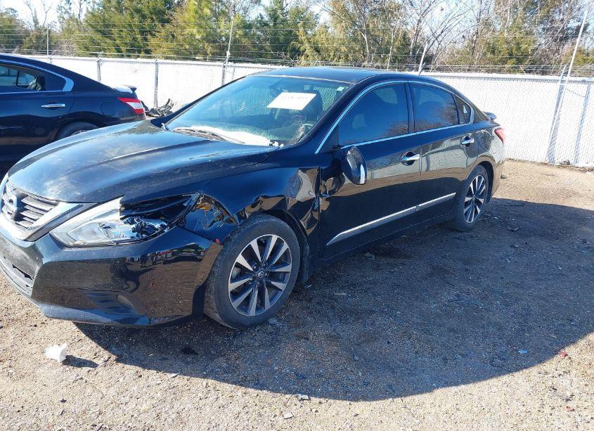 Photo 2 of 2016 Nissan Altima 2.5/2.5 S/2.5 SL/2.5 SR/2.5 SV (VIN 1N4AL3APXGC148986)