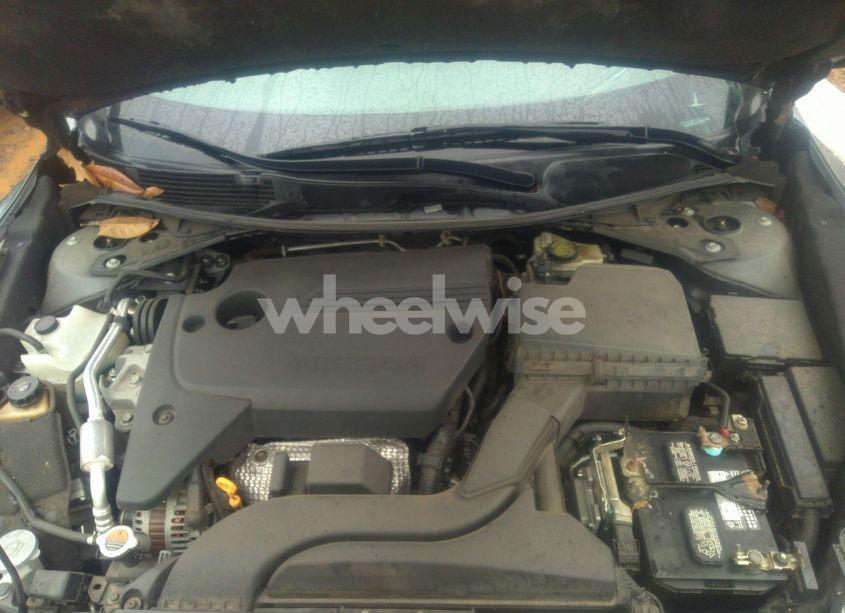 Photo 10 of 2016 Nissan Altima 2.5 SR (VIN 1N4AL3APXGC153024)