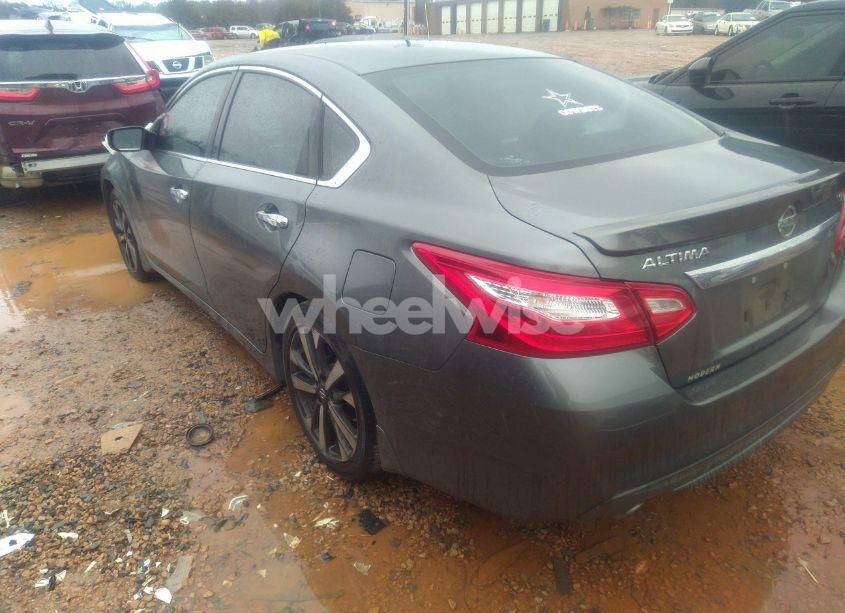 Photo 3 of 2016 Nissan Altima 2.5 SR (VIN 1N4AL3APXGC153024)