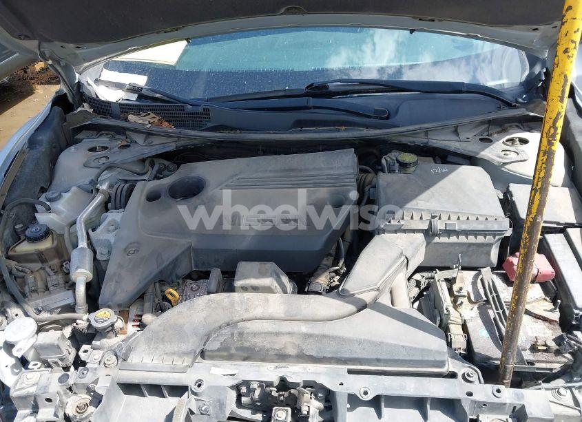 Photo 10 of 2016 Nissan Altima 2.5 SV (VIN 1N4AL3APXGC166050)