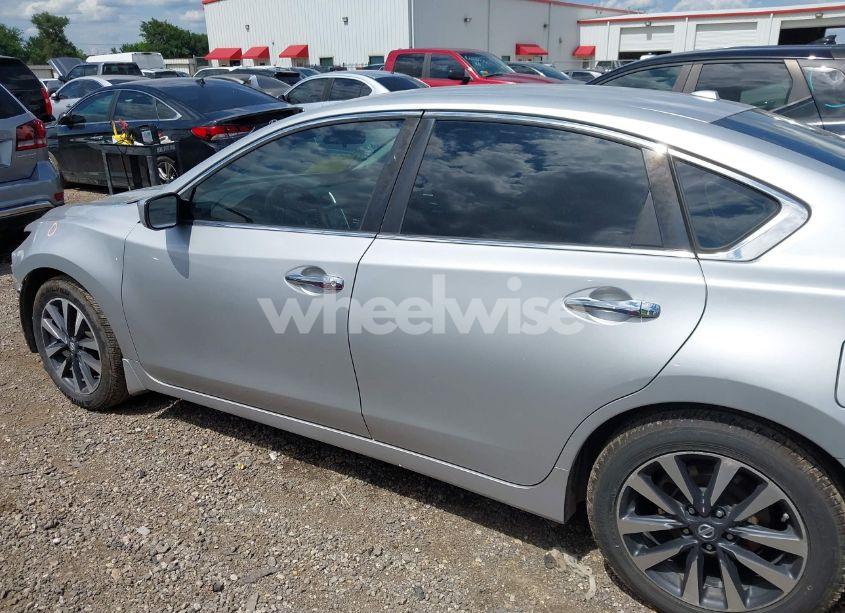 Photo 15 of 2016 Nissan Altima 2.5 SV (VIN 1N4AL3APXGC166050)