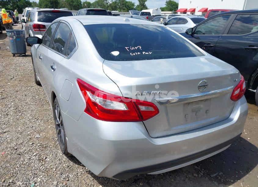 Photo 3 of 2016 Nissan Altima 2.5 SV (VIN 1N4AL3APXGC166050)