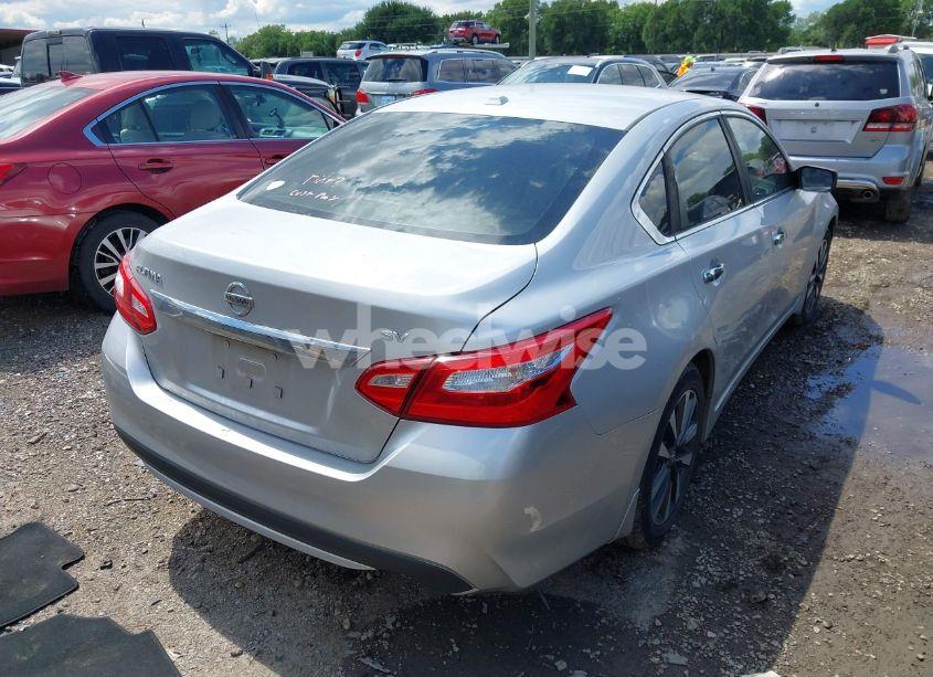 Photo 4 of 2016 Nissan Altima 2.5 SV (VIN 1N4AL3APXGC166050)