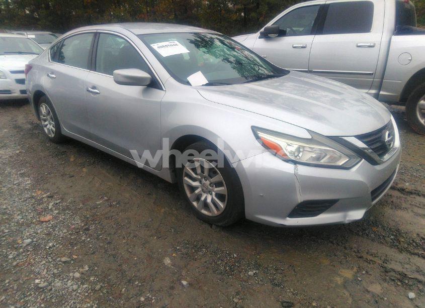 2016 Nissan Altima 2.5/2.5 S/2.5 SL/2.5 SR/2.5 SV (VIN 1N4AL3APXGC171247) main photo