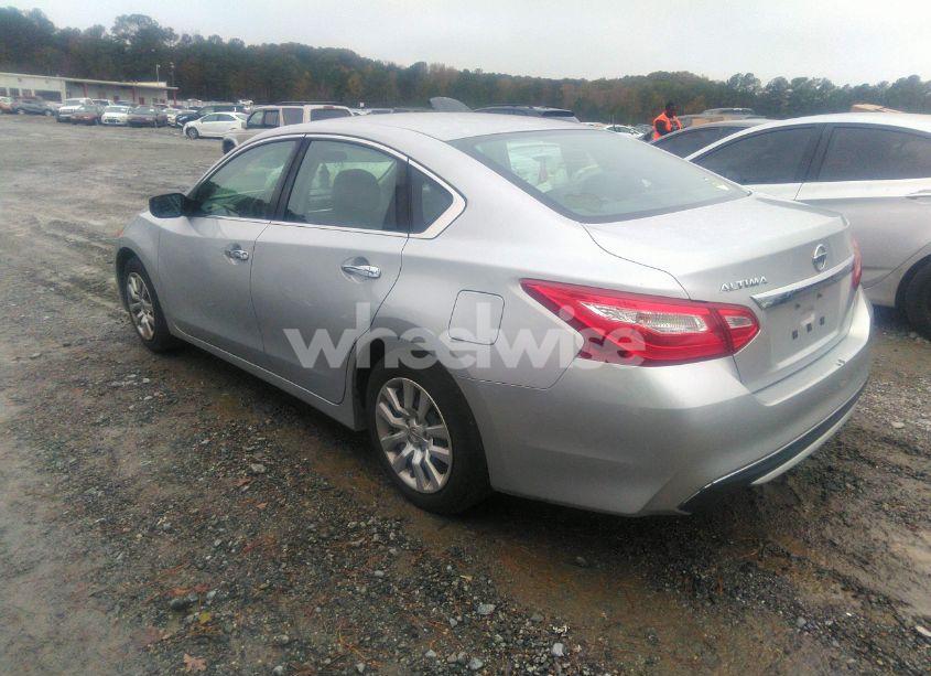 Photo 3 of 2016 Nissan Altima 2.5/2.5 S/2.5 SL/2.5 SR/2.5 SV (VIN 1N4AL3APXGC171247)