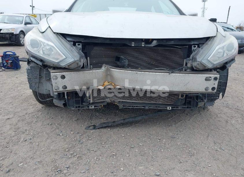 Photo 6 of 2016 Nissan Altima 2.5/2.5 S/2.5 SL/2.5 SR/2.5 SV (VIN 1N4AL3APXGC173290)