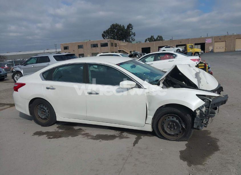 Photo 14 of 2016 Nissan Altima 2.5/2.5 S/2.5 SL/2.5 SR/2.5 SV (VIN 1N4AL3APXGC175122)