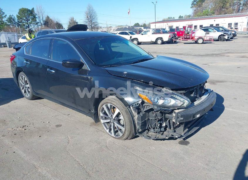 2016 Nissan Altima 2.5 SR (VIN 1N4AL3APXGC177937) main photo