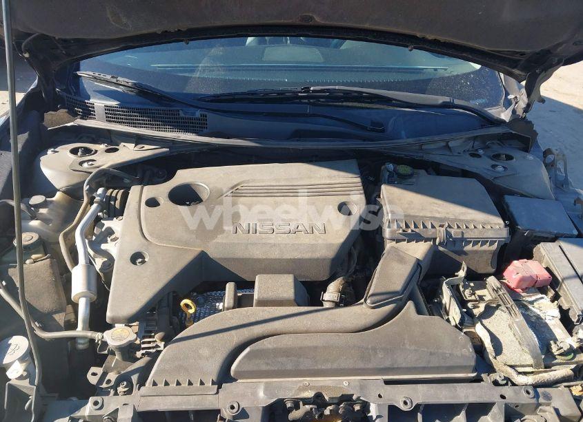 Photo 10 of 2016 Nissan Altima 2.5 SR (VIN 1N4AL3APXGC177937)