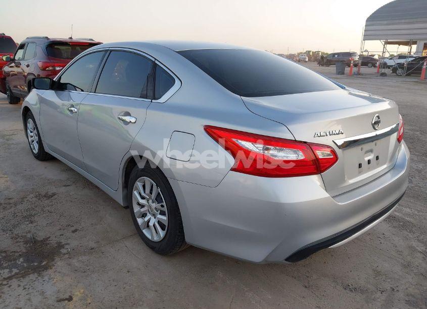 Photo 3 of 2016 Nissan Altima 2.5/2.5 S/2.5 SL/2.5 SR/2.5 SV (VIN 1N4AL3APXGC190803)