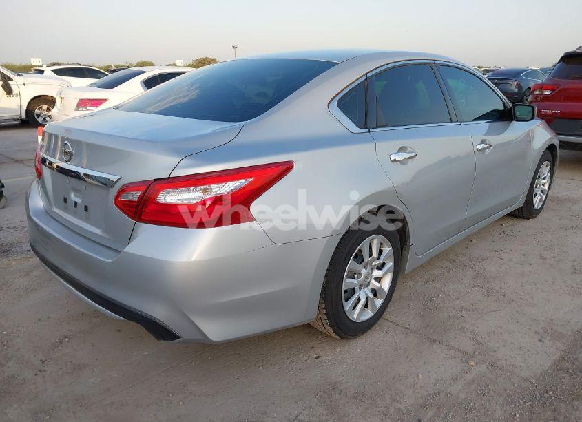 Photo 4 of 2016 Nissan Altima 2.5/2.5 S/2.5 SL/2.5 SR/2.5 SV (VIN 1N4AL3APXGC190803)