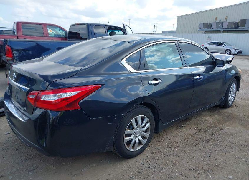 Photo 4 of 2016 Nissan Altima 2.5 S (VIN 1N4AL3APXGC192163)
