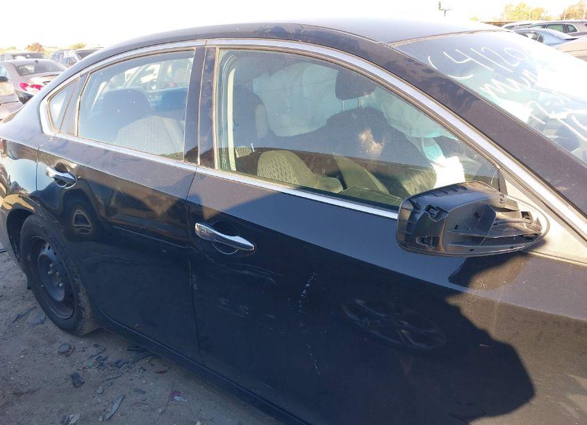 Photo 13 of 2016 Nissan Altima 2.5/2.5 S/2.5 SL/2.5 SR/2.5 SV (VIN 1N4AL3APXGC193619)