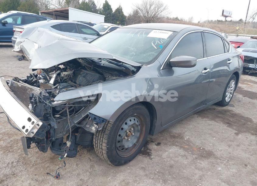 Photo 2 of 2016 Nissan Altima 2.5/2.5 S/2.5 SL/2.5 SR/2.5 SV (VIN 1N4AL3APXGC195953)