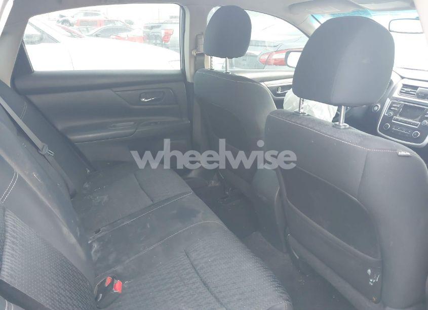 Photo 8 of 2016 Nissan Altima 2.5/2.5 S/2.5 SL/2.5 SR/2.5 SV (VIN 1N4AL3APXGC195953)