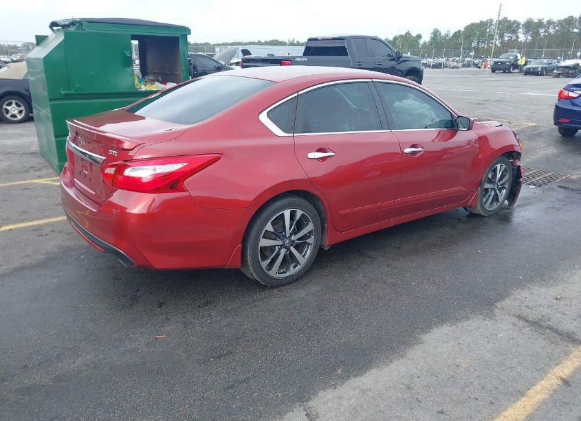 Photo 4 of 2016 Nissan Altima 2.5 SR (VIN 1N4AL3APXGC202674)