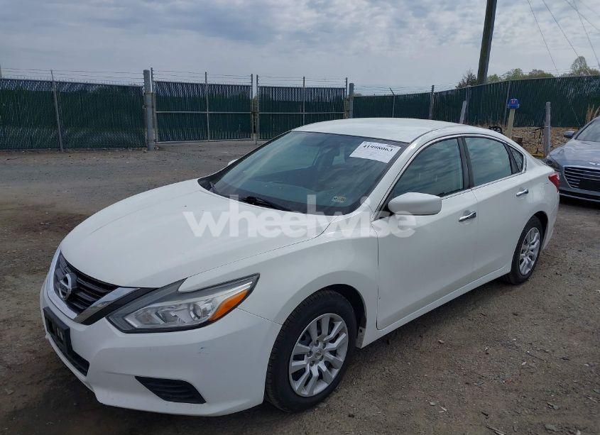 Photo 2 of 2016 Nissan Altima 2.5/2.5 S/2.5 SL/2.5 SR/2.5 SV (VIN 1N4AL3APXGC211102)