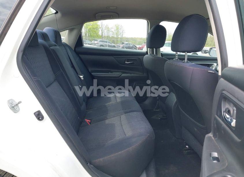 Photo 8 of 2016 Nissan Altima 2.5/2.5 S/2.5 SL/2.5 SR/2.5 SV (VIN 1N4AL3APXGC211102)