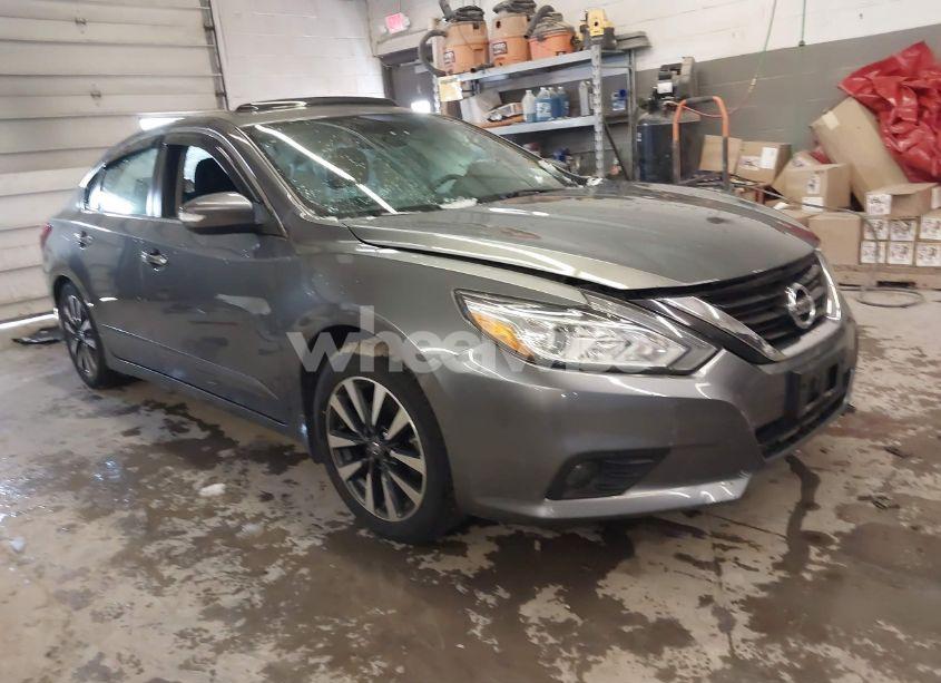 2016 Nissan Altima 2.5 SV (VIN 1N4AL3APXGC212444) main photo