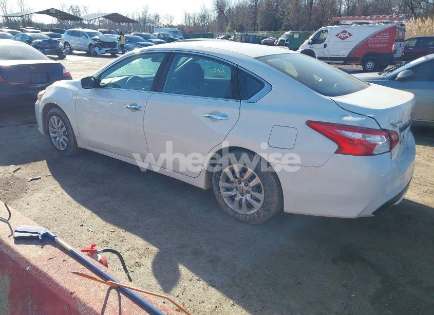 Photo 3 of 2016 Nissan Altima 2.5/2.5 S/2.5 SL/2.5 SR/2.5 SV (VIN 1N4AL3APXGC248988)