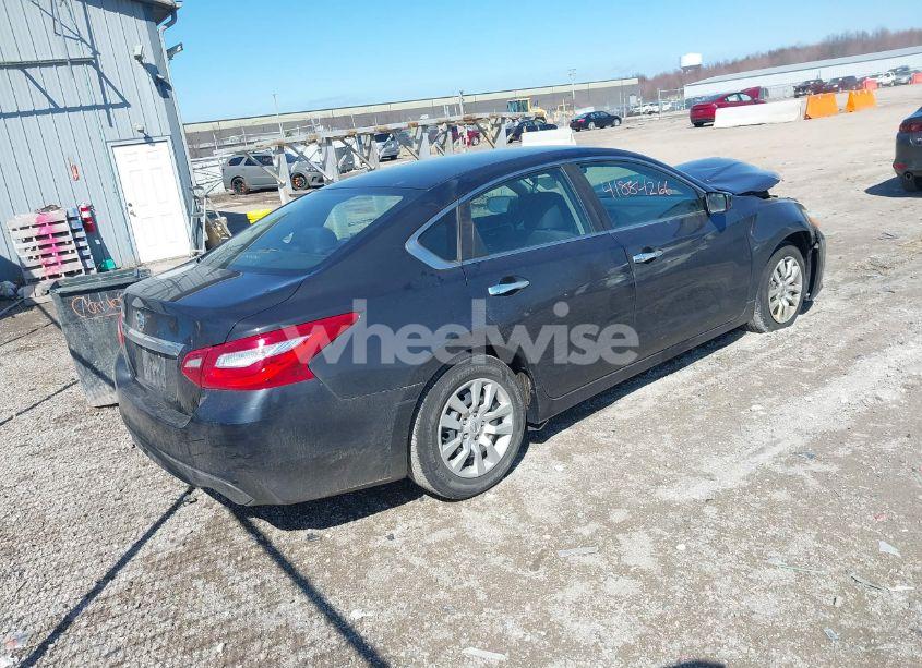 Photo 4 of 2016 Nissan Altima 2.5/2.5 S/2.5 SL/2.5 SR/2.5 SV (VIN 1N4AL3APXGC250109)