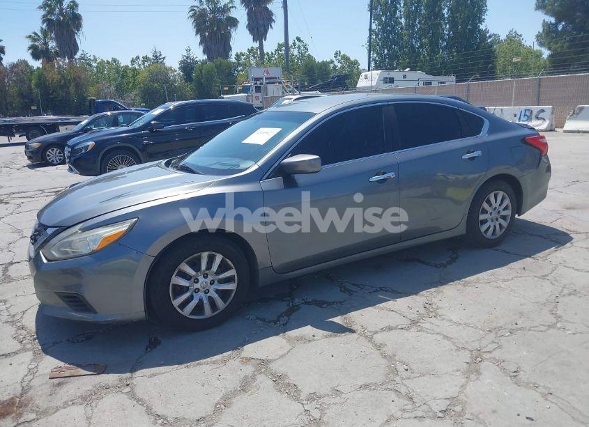 Photo 2 of 2016 Nissan Altima 2.5/2.5 S/2.5 SL/2.5 SR/2.5 SV (VIN 1N4AL3APXGC256458)