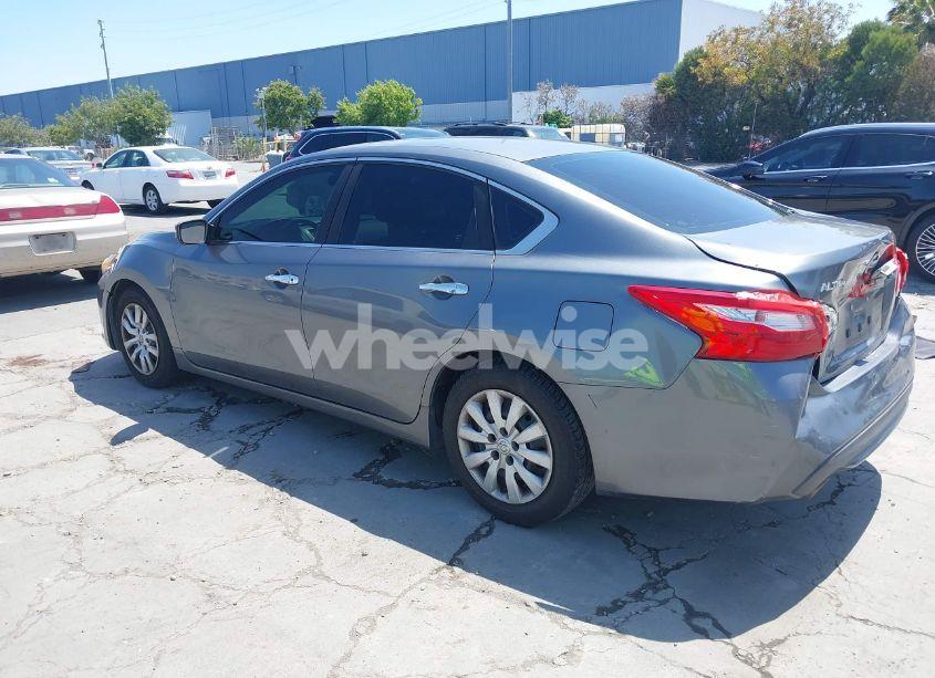 Photo 3 of 2016 Nissan Altima 2.5/2.5 S/2.5 SL/2.5 SR/2.5 SV (VIN 1N4AL3APXGC256458)