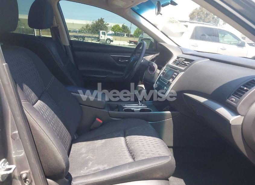 Photo 5 of 2016 Nissan Altima 2.5/2.5 S/2.5 SL/2.5 SR/2.5 SV (VIN 1N4AL3APXGC256458)