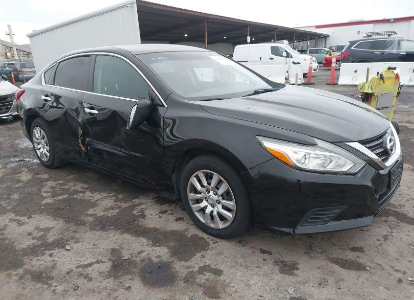 2016 Nissan Altima 2.5/2.5 S/2.5 SL/2.5 SR/2.5 SV (VIN 1N4AL3APXGC261482) main photo