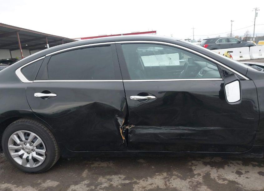 Photo 13 of 2016 Nissan Altima 2.5/2.5 S/2.5 SL/2.5 SR/2.5 SV (VIN 1N4AL3APXGC261482)