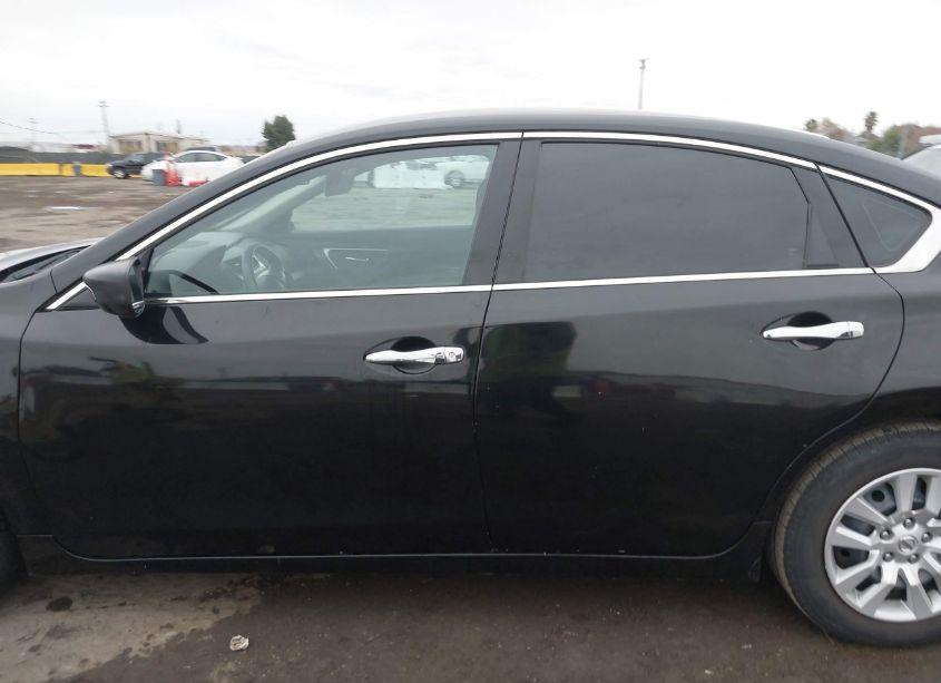 Photo 14 of 2016 Nissan Altima 2.5/2.5 S/2.5 SL/2.5 SR/2.5 SV (VIN 1N4AL3APXGC261482)