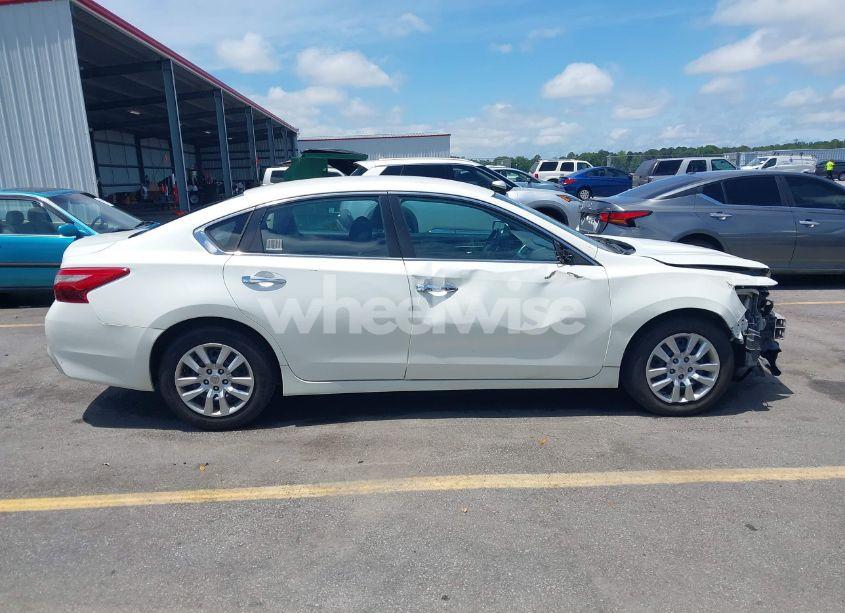 Photo 13 of 2016 Nissan Altima 2.5 S (VIN 1N4AL3APXGC265404)