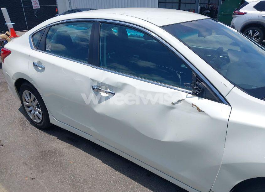 Photo 18 of 2016 Nissan Altima 2.5 S (VIN 1N4AL3APXGC265404)