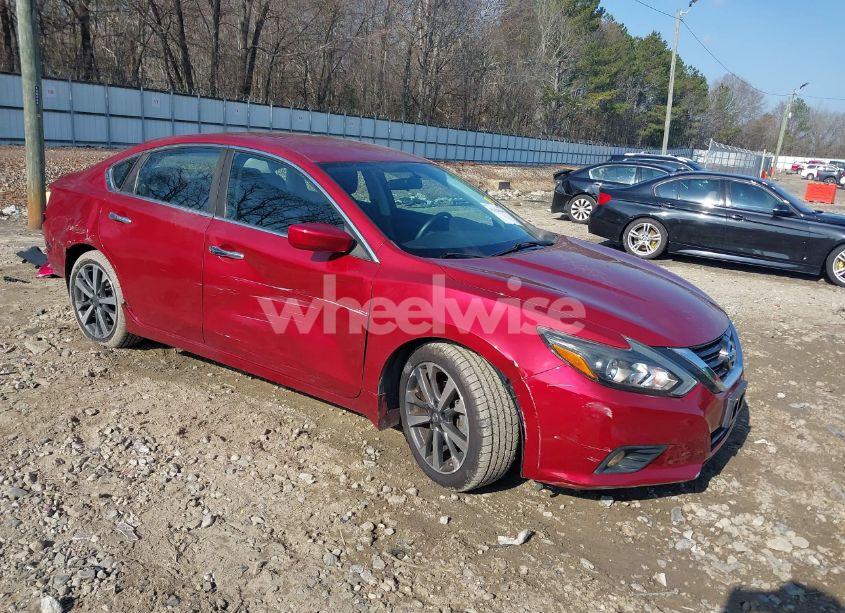 2016 Nissan Altima 2.5 SR (VIN 1N4AL3APXGC281084) main photo