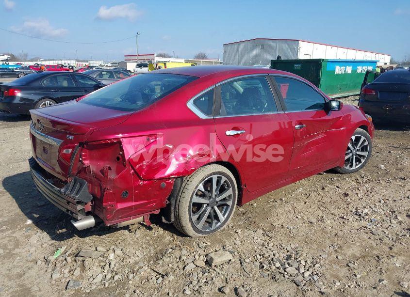 Photo 4 of 2016 Nissan Altima 2.5 SR (VIN 1N4AL3APXGC281084)